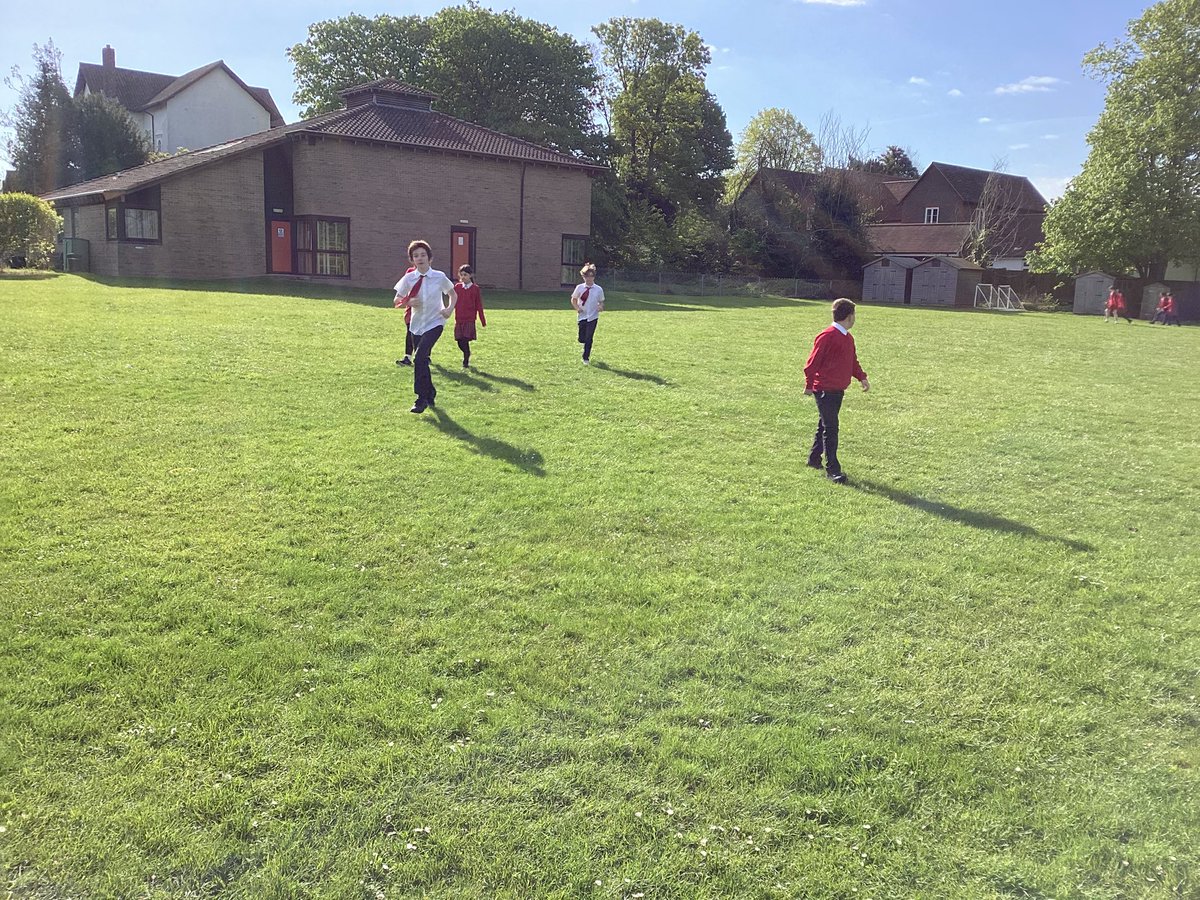 At last! Some spring sunshine to go with our @_thedailymile