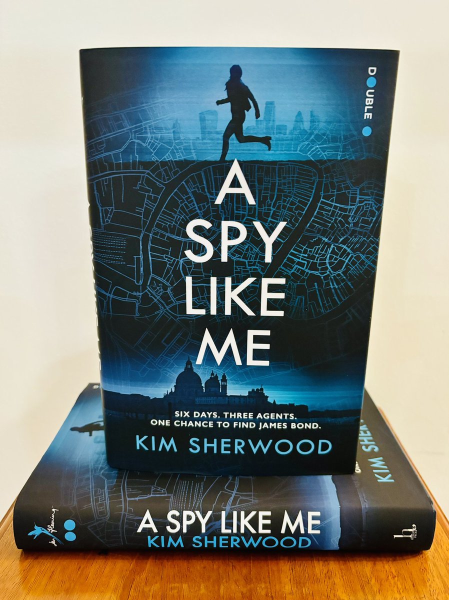 ✨Happy Publication Day @kimtsherwood! I’m so proud to see this incredible novel launch today. Fast-paced, compelling, unexpected and brilliantly witty, this is crime thriller escapism at its best.✨