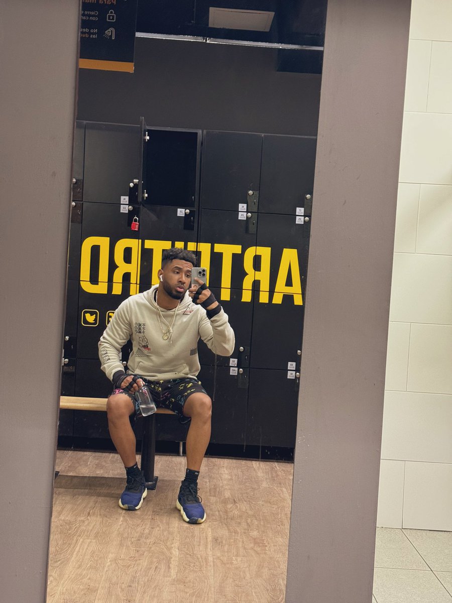 🏋🏽‍♂️