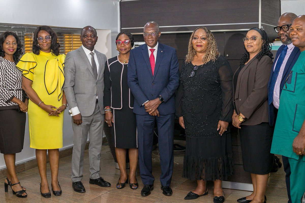 HallmarkHmo's tweet photo. Last week, a courtesy visit was paid by the management team of Champion Newspaper Limited to further congratulate the GMD, Eddie Efekoha when won the CEO and insurance company of the year 2023 award.
#hallmarkhmo #chiplc #chholding #healthisbae #award #insurance https://t.co/3K6CbnWTXX