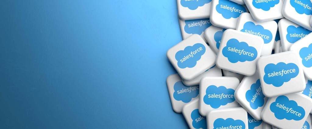 🚀 Exciting news! #Salesforce has launched Einstein Copilot AI Assistant and bundled AI implementation with data governance services. Stay ahead in leveraging AI with this game-changing update. Read more here: ift.tt/LxYyekH via @TechRepublic