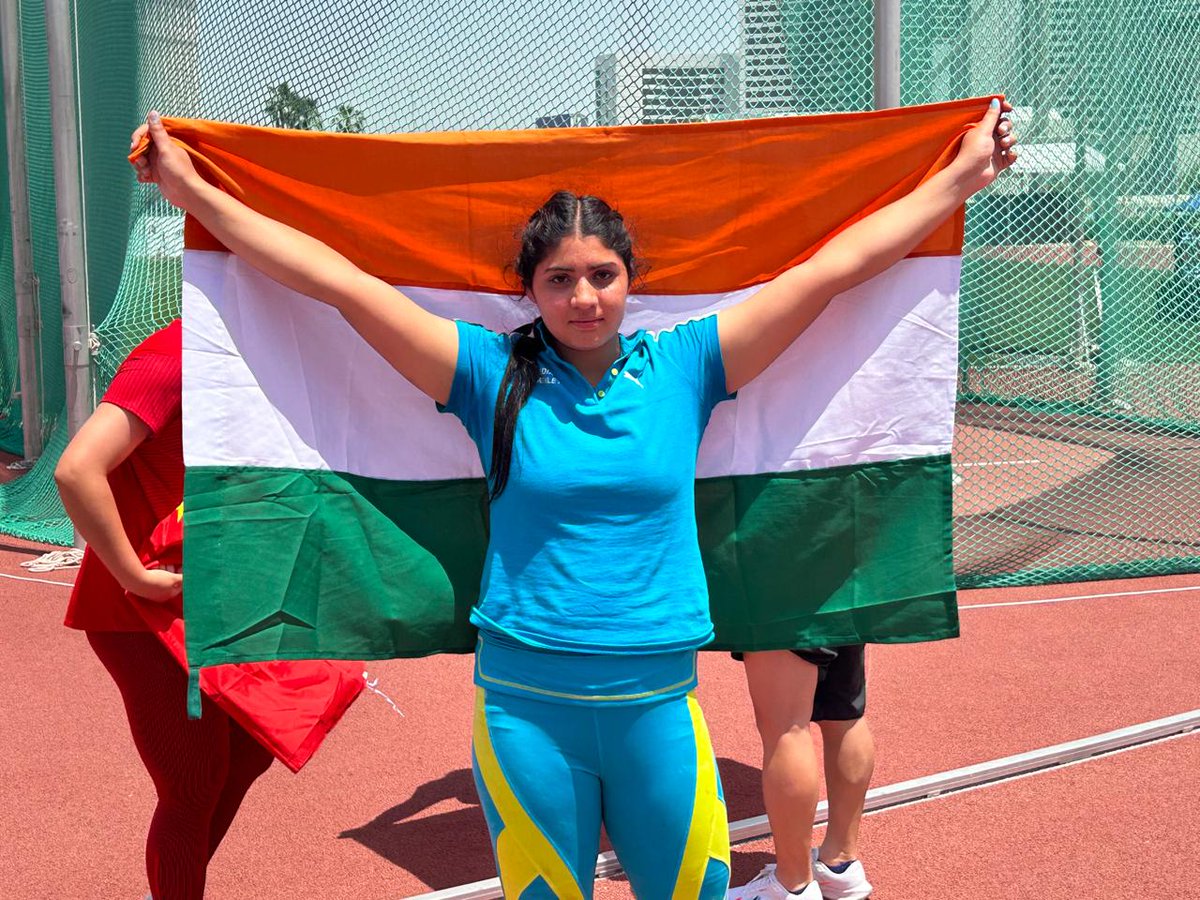 Amanat Kamboj mined 🥈in Women’s Discus Throw registering the best throw of 50.45m for India at #AsianU20 meet. ✅🇮🇳 📷 ( AFI) #IndianAthletics