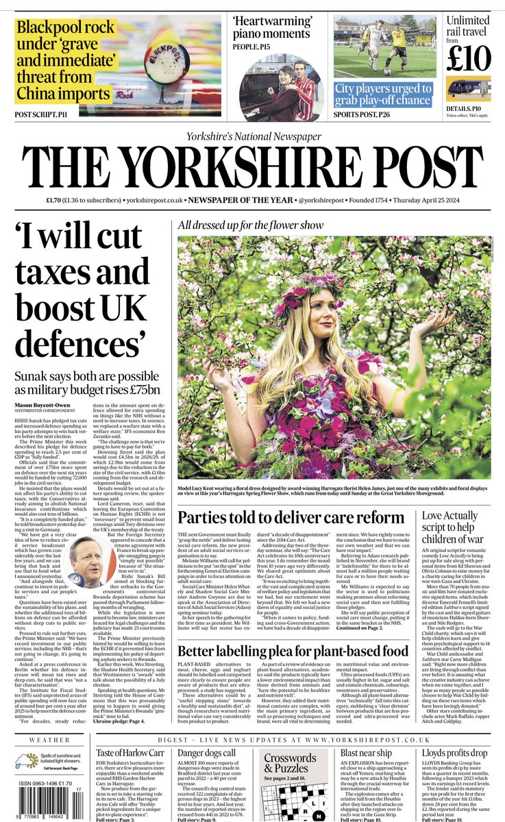 #Blooming #gorgeous #model Lucy Kent wearing a #floral #dress inspired by the timeless masterpiece 'La Primavera' by Botticelli ahead of the @HarrogateFlower @greatyorkshow ground see @yorkshirepost @YPinPictures #Harrogate #Flowers #gardening #yorkshire @MarisaCashill