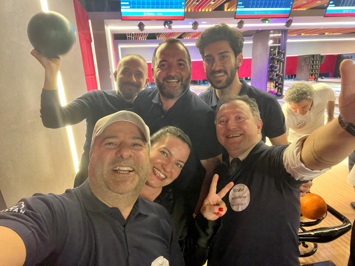 Bulutistan's tweet photo. Geleneksel BTHaber Bowling Turnuvası’nda bilişim sektörü ile bir araya geldik. Eğlencenin ve rekabetin bol olduğu bu keyifli organizasyon için @muratgoce ve @bthaber ailesine teşekkür ederiz.
#Bulutistan #ICTCloudComputingServices #BulutistanAzərbaycan #BTHaberBowlingTurnuvası https://t.co/a7zL5ddBc6