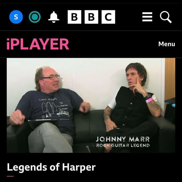 -> bit where Colin is wearing a Sarah McQuaid t-shirt while chatting with #JohnnyMarr (see screenshot if you don’t believe me!). Looking forward to playing at #TheHolliesCentre #Enniskeane (near #Clonakilty) the day after tomorrow (Sat), then a few more days off w/friends ->