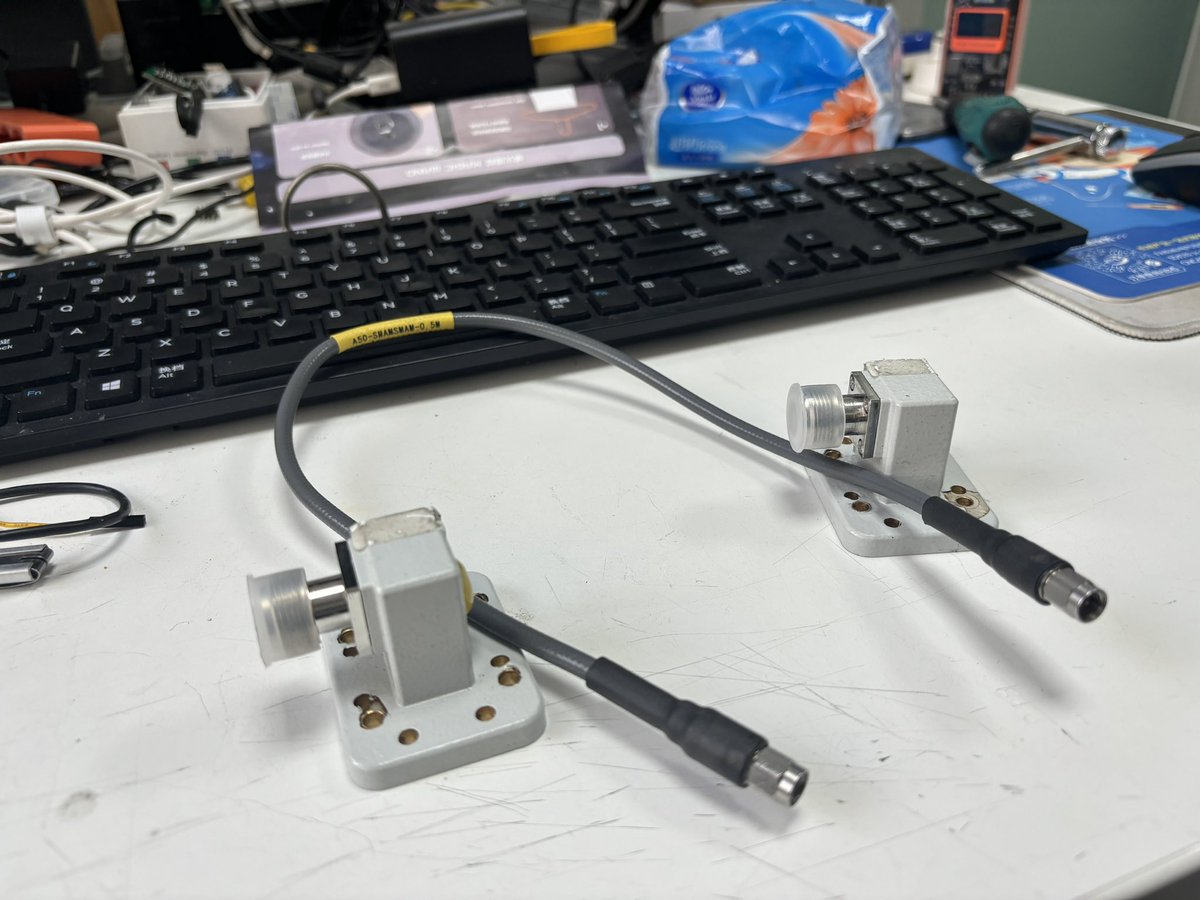 I have no answer about the necessity of polarization adjustment, the compromise solution is to place the waveguide rotation coaxial at the waveguide terminal and feed, but this will bring some insertion loss, perhaps more than worth the loss, can anyone give me some advice?