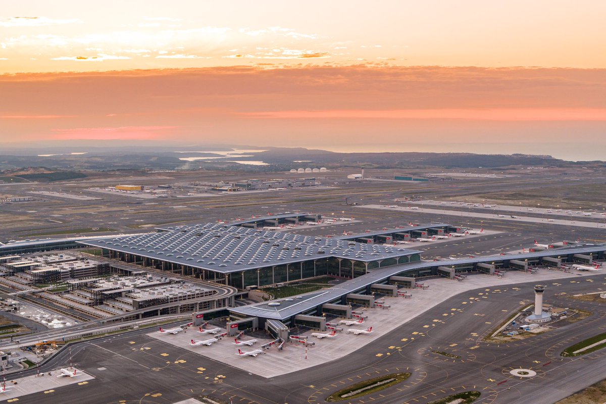 💢 Avrupa Hava Seyrüsefer Güvenlik Teşkilatı’nın (EUROCONTROL) yayımlanan verilere göre 8-14 Nisan tarihleri arasında İstanbul Havalimanı 1428 uçuşla Avrupa’nın en yoğun havalimanı oldu.