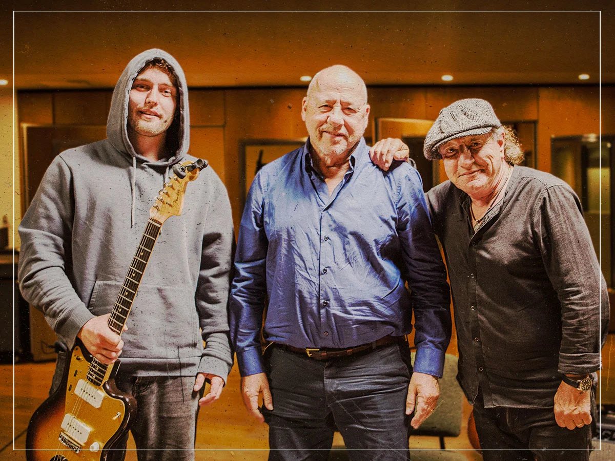 Johnson and Knopfler’s Music Legends on Sky Arts with Sam Fender is a great watch, check it out. #samfender