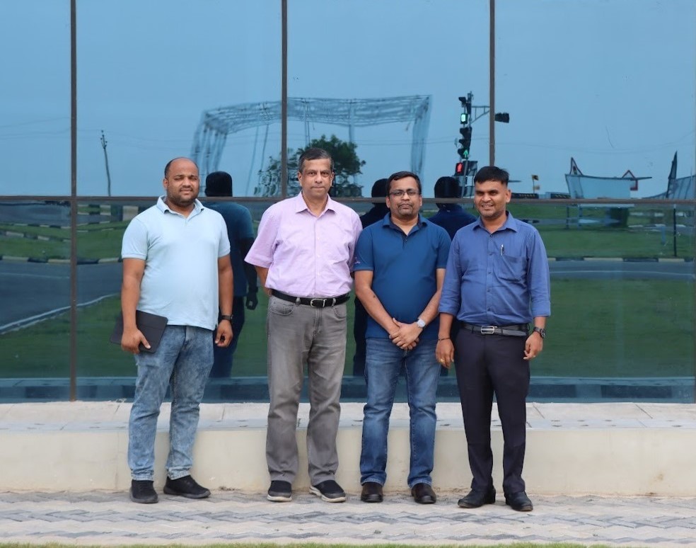 Our CEO Dr. Jay Mookherje and CTO Dr Veera Ganesh Yalla visited TiHAN, @IITHyderabad. They had a great discussion with the TiHAN Hub Executive Officer Dr. Mannam Naga Praveen Babu and his team, about innovation and developments in the field of Autonomous Navigation.