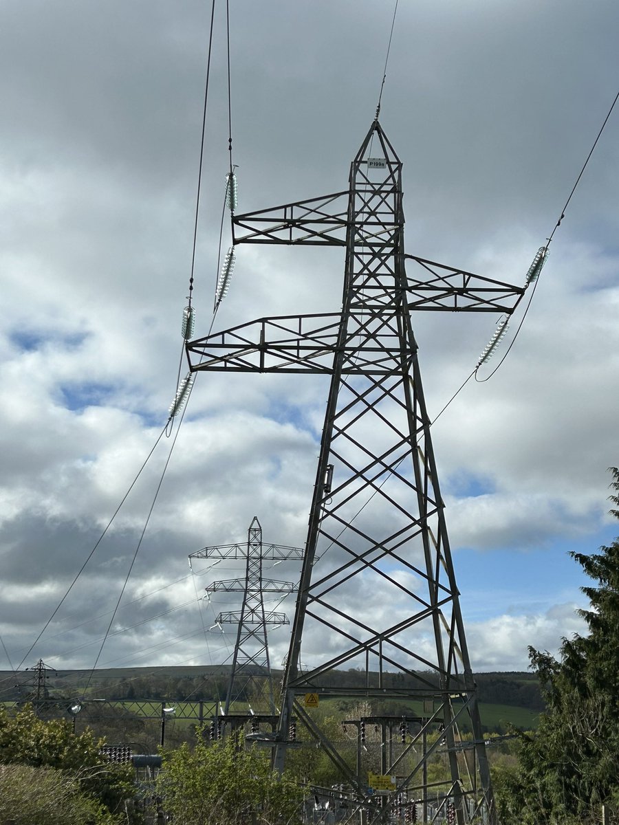 An early jaunt to Galashiels to have a couple of recalls sorted on my motor. Amazing modern sculptures in the fields opposite the garage…and the sun is out! I’m beginning to warm to Galashiels. A town once described by Satan himself as “More depressing than the bowels of Hell.”