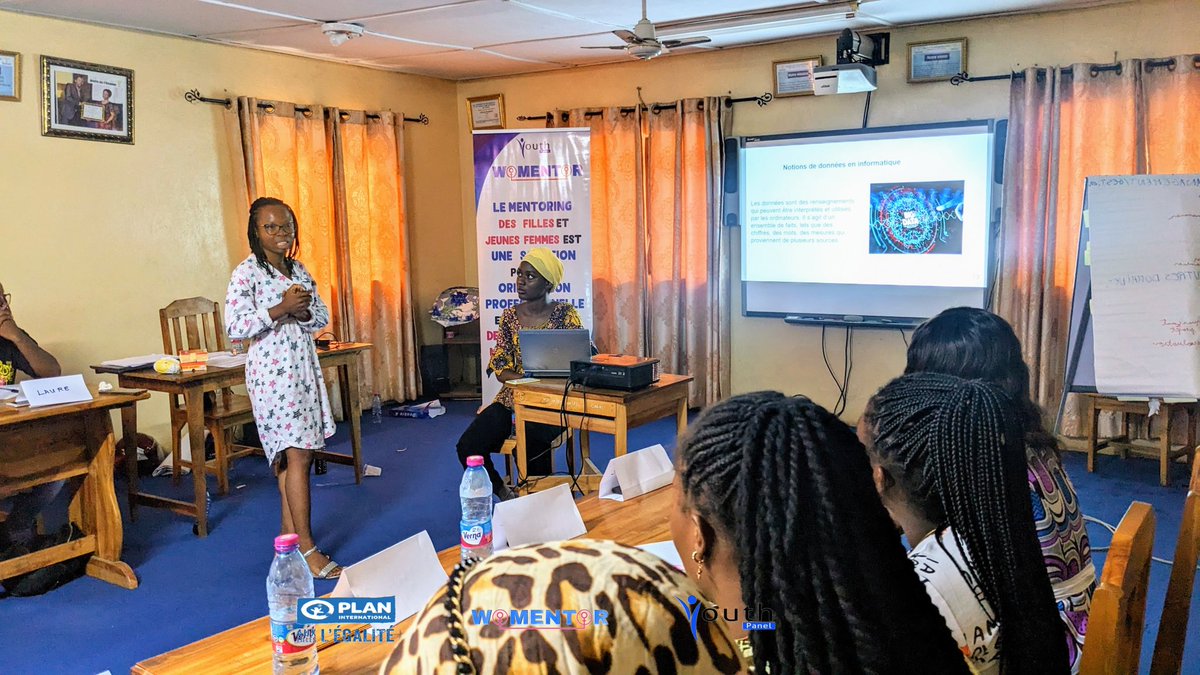 YouthPanelLome's tweet photo. Le développement technologique : que savoir sur l'intelligence artificielle ?
Le module présenté par BESSEPOU K. Essossimna, en Master 2 en IA et Big Data. 

#YCF3  #UntilWeAreAllEqual #LeadershipFéminin #Womentor #youthpanelTogo #girlsleadinict https://t.co/5tKU1tL5CI