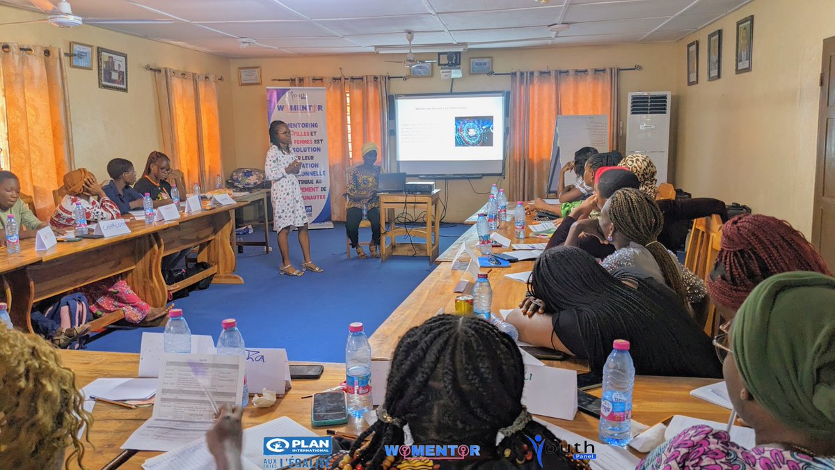 Le développement technologique : que savoir sur l'intelligence artificielle ?
Le module présenté par BESSEPOU K. Essossimna, en Master 2 en IA et Big Data. 

#YCF3  #UntilWeAreAllEqual #LeadershipFéminin #Womentor #youthpanelTogo #girlsleadinict