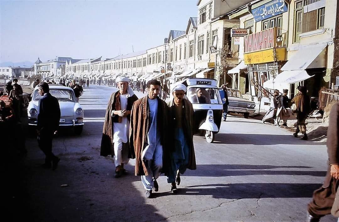 KabulStreetView's tweet photo. رسته (کوچه) خیابان، کابل افغانستان  

https://t.co/m7zc7jHhok https://t.co/2JYsZKEKR7