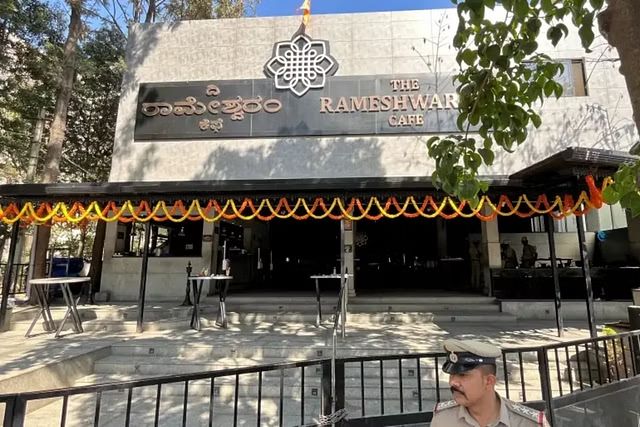 Bengaluru Cafe Blast Case: Indian Authorities Hunt For Suspected Mastermind 'Colonel,' Linked To Pakistan's ISI buff.ly/49TjVYv #OurVoice #WeRIndia

WeRIndia - India's most trusted destination for latest India News.