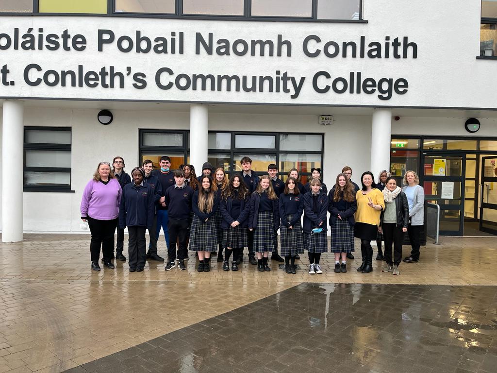 StconlethsCC's tweet photo. Our students are ready to leave! This is the power of Irish education! Many support for college!🫡😃 https://t.co/aOT2XhJI8O