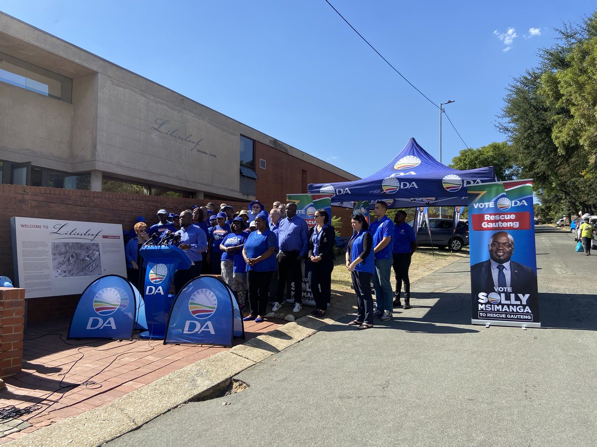 [IN PICTURES] DA Gauteng leader and premier candidate Solly Msimanga is outlining alleged corrupt activities and broken promises made by the incumbent in the province over the years. Msimanga will unveil a research document detailing these. @TimesLIVE @SundayTimesZA