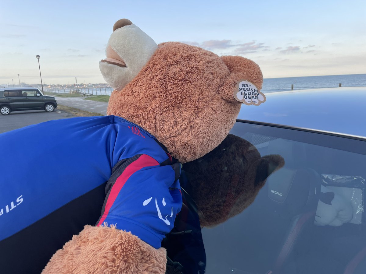 klaue_picture's tweet photo. やりたかったことの一つができました✨
チームポロシャツ3Lはち切れそう…
#SUBARU #STI #STIperformance https://t.co/jeE09ymSWP