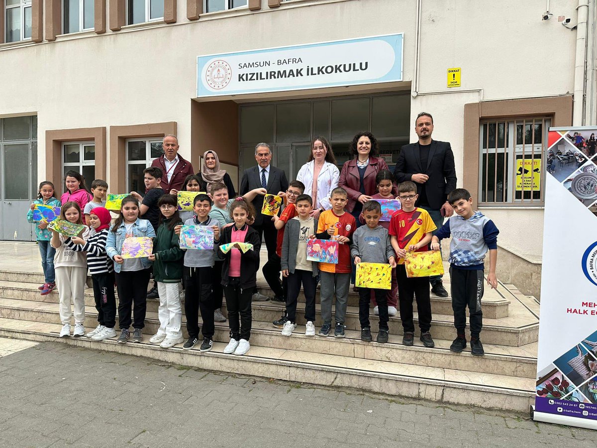 BafraHEM's tweet photo. Hayat Boyu Öğrenme Kurumları, Geleceğimiz Olan Çocuklarımızla Bulu��uyor temasıyla; Minik Eller , Büyük Hayaller Etkinliklerimiz örgün eğitim kurumlarımızda devam ediyor.Bafra Kızılırmak İlkokulu ve Bafra İsmetinönü ilkokulundaki Minik Eller ile beraberdik https://t.co/W0jxz6VWem