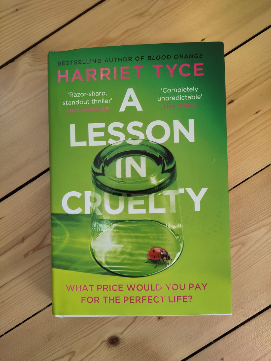 Who needs sleep when they can stay up most of the night racing through this glorious, shock-packed thriller?! Thanks for the roller coaster, @harriet_tyce (though not for the fog in which I am trying to work/parent/otherwise get through today...) #psychologicalthriller