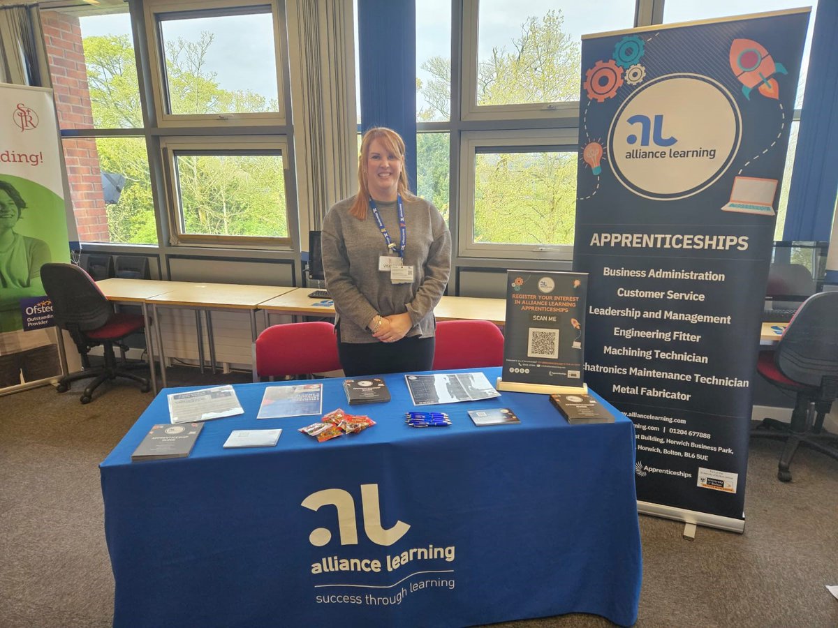 We at St John Rigby College for their Careers Event! 🌟 🛠️ Don't miss out on this opportunity to kickstart your career journey. Applications are OPEN! Apply today and let's shape your future together. #Apprenticeships #CareerEvent #SchoolLeavers2024