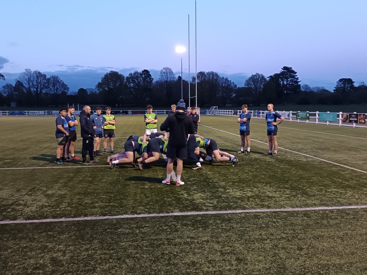 SIMON TOFT (@simontoft1) on Twitter photo Really good training session <a href="/HorshamRUFC/">Horsham Rugby Club</a> for <a href="/Sussex_RFU/">SussexRFU</a> U17 squad last night. Excited to see what this group can do <a href="/glenrugby/">Glen Jones</a> Really good training session <a href="/HorshamRUFC/">Horsham Rugby Club</a> for <a href="/Sussex_RFU/">SussexRFU</a> U17 squad last night. Excited to see what this group can do <a href="/glenrugby/">Glen Jones</a>