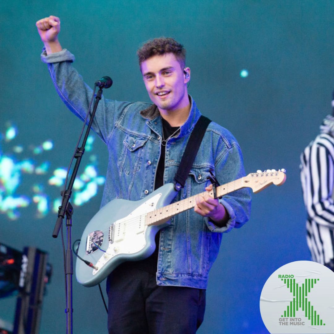 RadioX's tweet photo. Happy birthday @samfendermusic 🎈🙌 

(please release some new music soon, we miss you 😔) 

📷: Getty https://t.co/EYhUB1yi2W