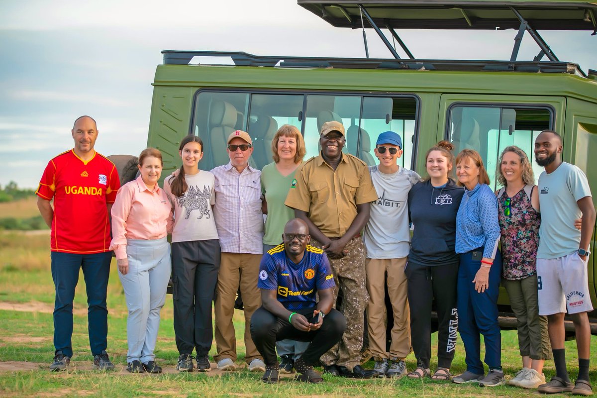 Unlock the hidden treasures of @murchisonfalls alongside our skilled guide from @petnahafrica, crafting unforgettable moments amidst nature's grandeur.

For Bookings/Inquires 
Call/WhatsApp: +256705161344
Email: Info@petnahafricatours.com
#MurchisonFallsExperience #safari