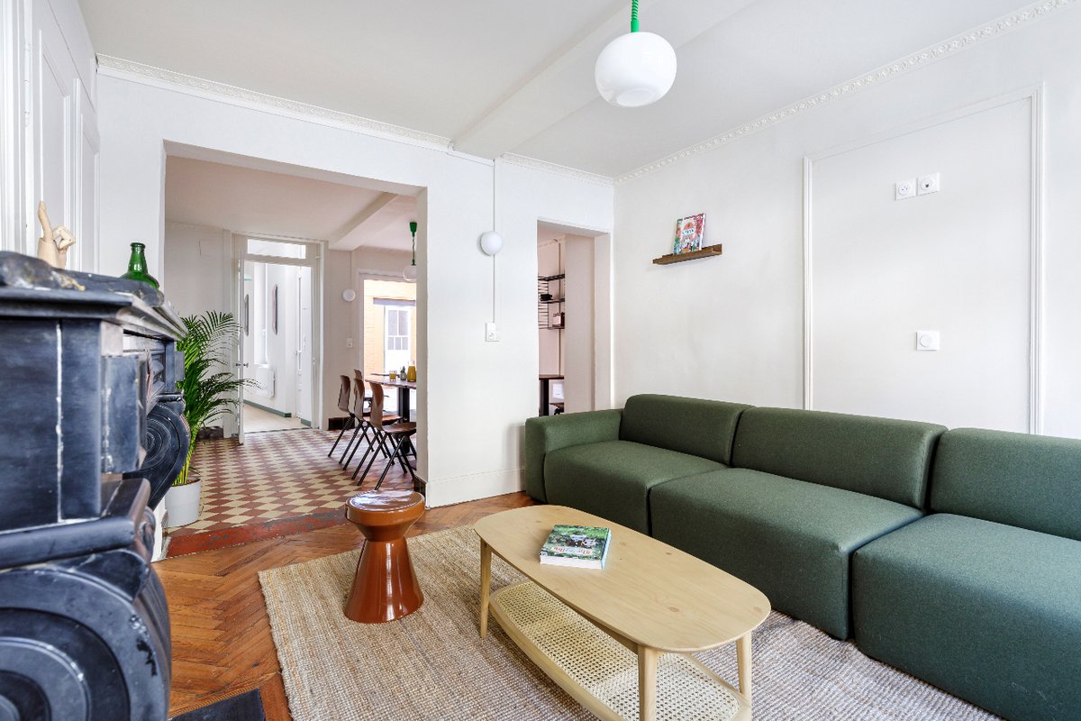 Un grand canapé et une belle luminosité, pour votre plus grand bonheur 🛋️☀️

Pour en savoir plus rendez-vous sur 👉 EKNA !

#ekna #colocation #colocataire #home #lille #logement #immobilier #decoration #decorationinterieur #homedecor #ourhome #interiordesign #architecture