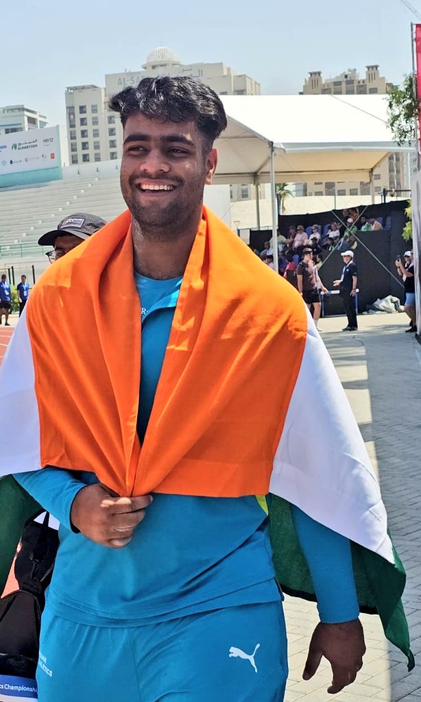 Indians dominate in the Men's Shot Put Event at the Asian U20 Athletics Championship! 🇮🇳⬇️ - Anurag Kaler 🥇 (19.23m) - Siddharth Choudhary 🥉 (19.02m) @afiindia @Media_SAI #Athletics #India #Paris2024