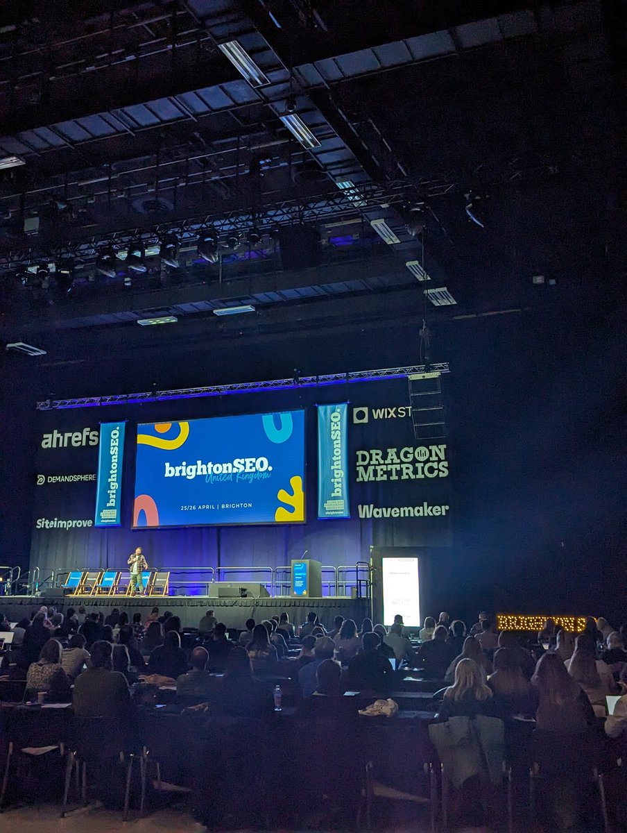 Maria_GGeorgiev's tweet photo. Hello #brightonseo https://t.co/Nf6hRkC1bq