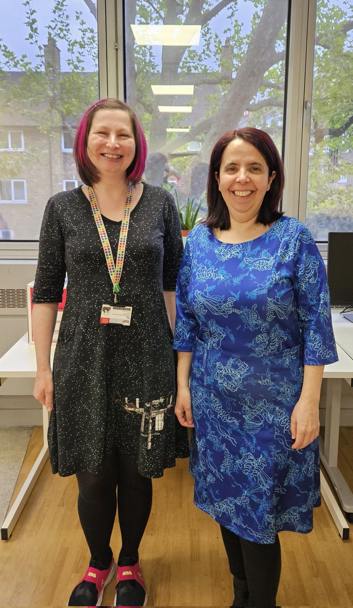 @pssalgado @kclchemistry Amazing to host @pssalgado @kclchemistry & hear about her fab #cdiff projects. By chance we are both wearing science dresses!