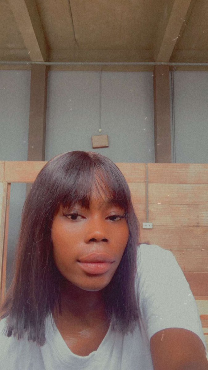 Thatgrlhorlar's tweet photo. I’m a work of art 🎨 https://t.co/uzUbsZXFtS
