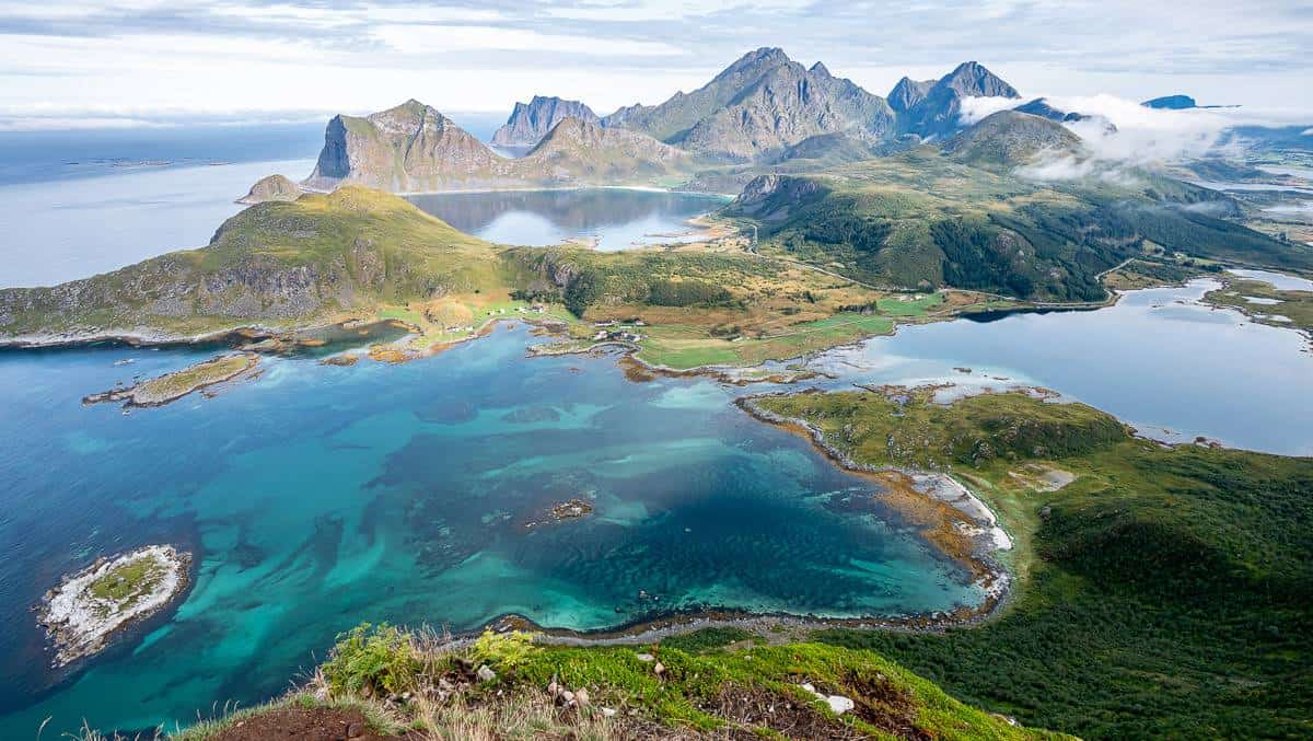 7-Day Lofoten Islands Itinerary With A Hiking Focus dlvr.it/T5zwhJ via @HikeBikeTravel