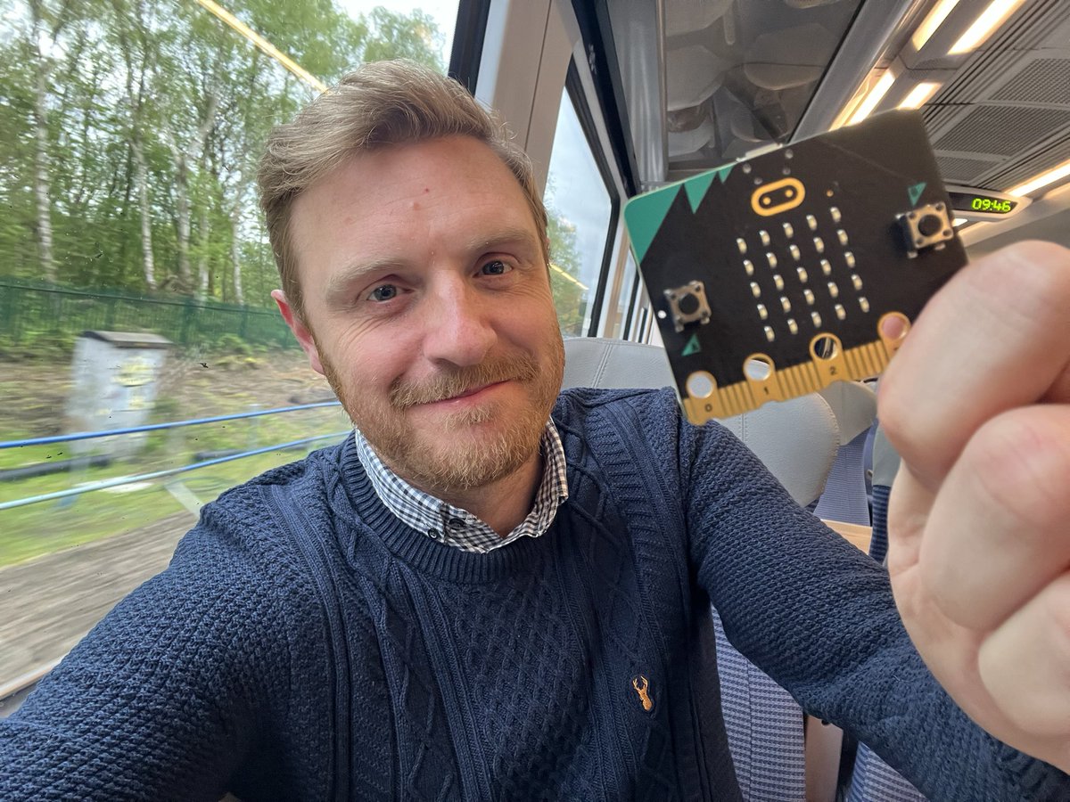I’m heading back to Brigshaw High School this morning to work with all the computing leads from the @BrigshawTrust. Armed with the mighty @microbit_edu and a bag full of toys, I’m looking forward to a fun day of #STEM!
