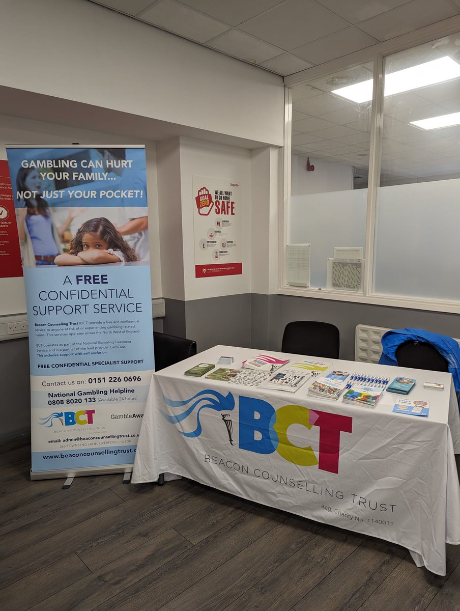 Our early intervention and education team are attending a health and wellbeing day today engaging employees from @SaputoInc who are a working well partner with @KnowsleyChamber. Our practitioners provide information, advice and support concerning gambling related harms. #ngsn