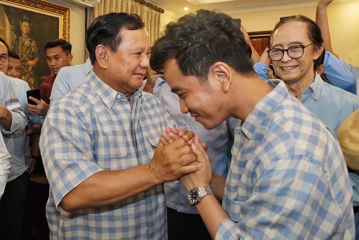detikfood: #Foto KPU akhirnya memutuskan bahwa pasangan Prabowo dan Gibran sebagai Presiden dan Wakil Presiden RI terpilih. Momen Gibran kulineran juga menarik perhatian.

>>dtk.id/NUsT3m

Foto: dok. instagram
#GibranRakabuming #Prabowo
