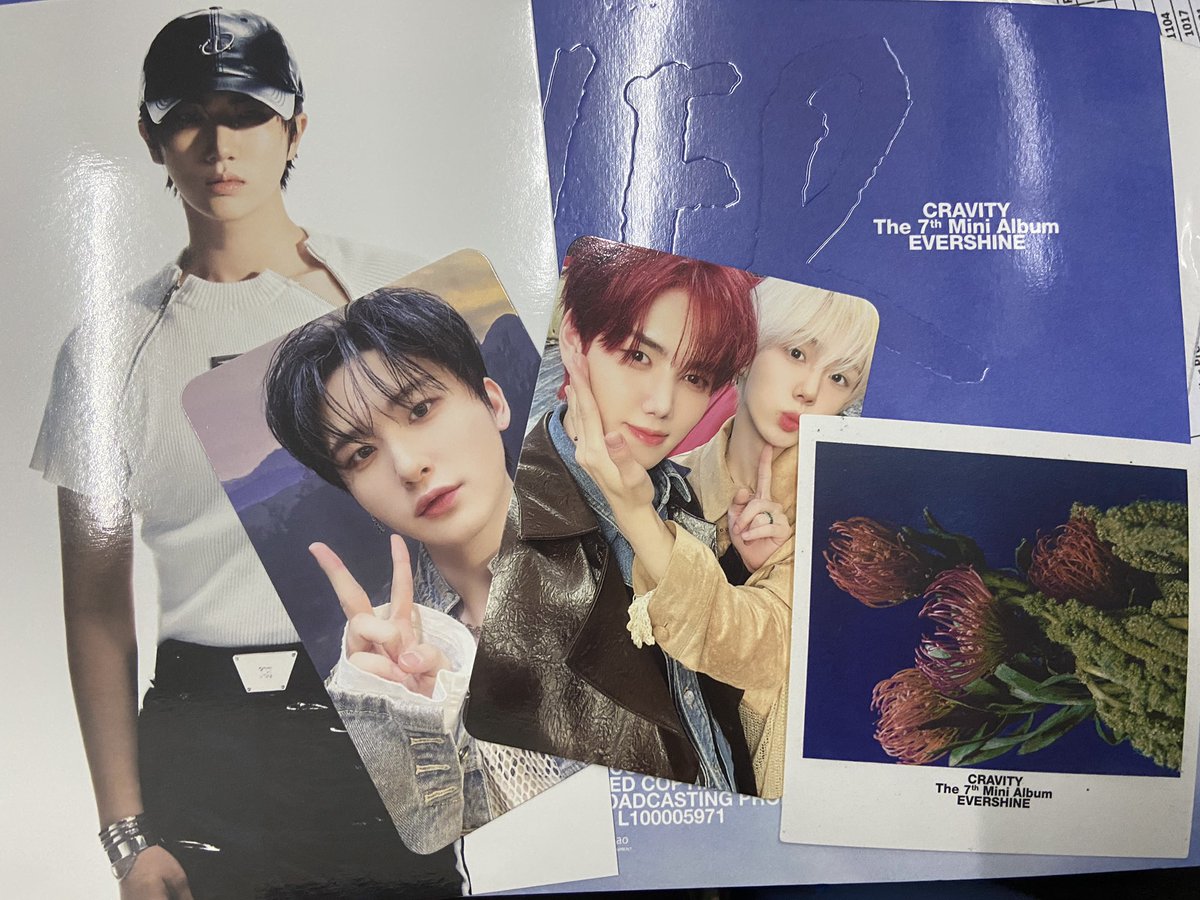 seorubear's tweet photo. Dumating na sila~ Super happy with my pulls~ umuwi si woobin 😭  Thank you so much po @seoulthingsmnl sa smooth transaction and sa cute na freebies 💕

 #STMNLfeedback https://t.co/lXP99chiTc