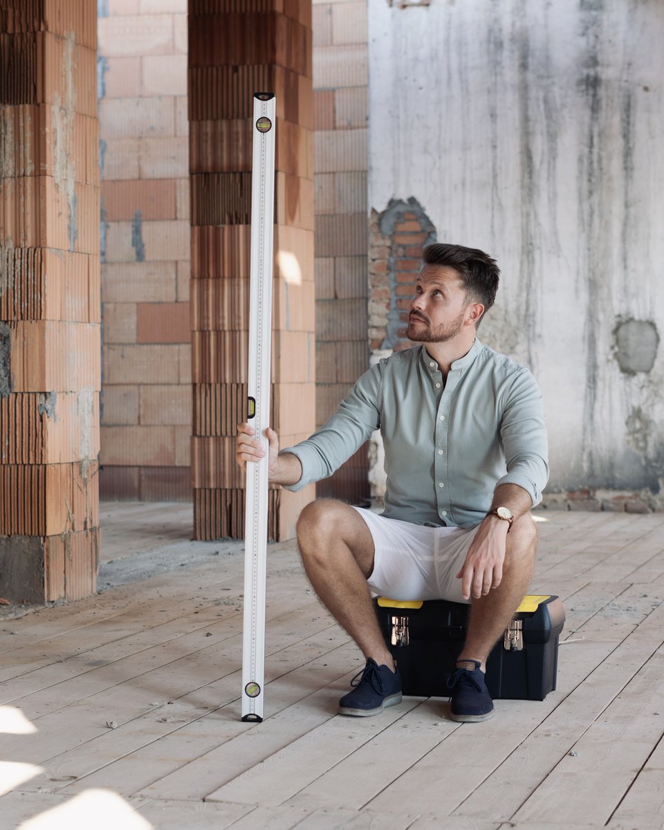 CifrMarek's tweet image. Proč se u nás nepíská rovina?

A proč je takový problém přiznat, že cihly v minulém roce odepsaly 10% i v nových developech v top lokalitách Prahy? Toto lhaní si do kapsy plodí průsery, které nás ošklivě vypečou…

Přišla mi vtipná reakce na post o maržích developerů. Že jsem kam…