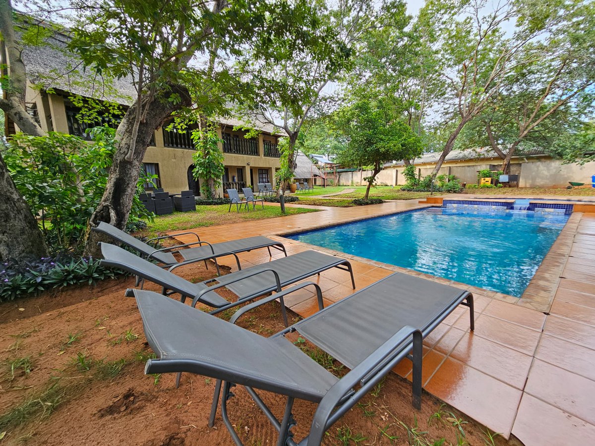 zimadventures's tweet photo. 📌As always, we are all about affordable holidays, and we want you and your friends/family/workmates to experience that🇿🇼

🌟Our client's favourite holiday package seems to be the Victoria Falls Cheetah Package, which goes for $295 for 2 adults, inclusive of dinner, bed, and breakfast for 2 nights plus a sunset boat cruise, all for 2 adults😊

🌟Remember that you can pay in flexible instalments on all our bookings throughout the year, and we can customise them to suit your needs🤝

📲Whatsapp at +263 783 682 334 for bookings, holiday packages, group trips, bus hires, conferences, school trips, church outings, corporate retreats, and more.