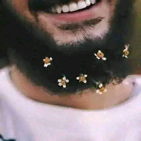 SafiaNoor44's tweet photo. ږیره پیغمبري سُنت ده!
قبر ته یوازینی ژوندی سُنت ږیره ده
چې د انسان سره قبر ته ځي.!♥

مُحَمَّــد ﷺ🌸❤️‍🩹 https://t.co/u3Zhd69FRg