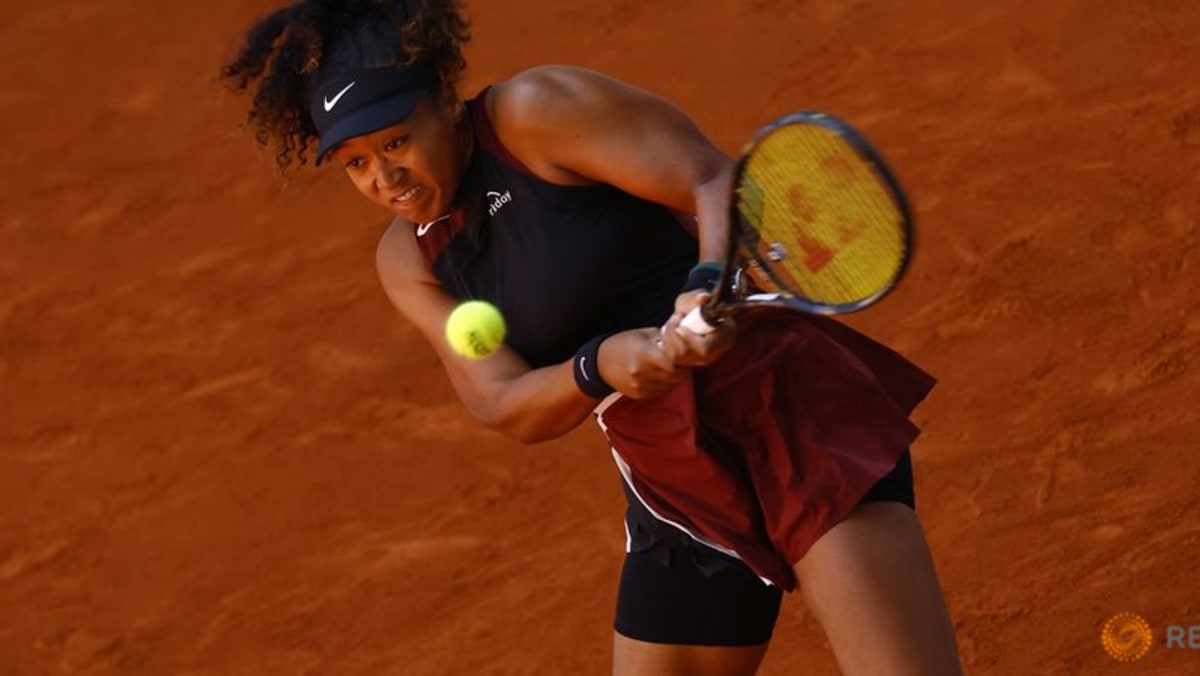 Osaka doing her homework on clay ahead of French Open cna.asia/3UyPBht