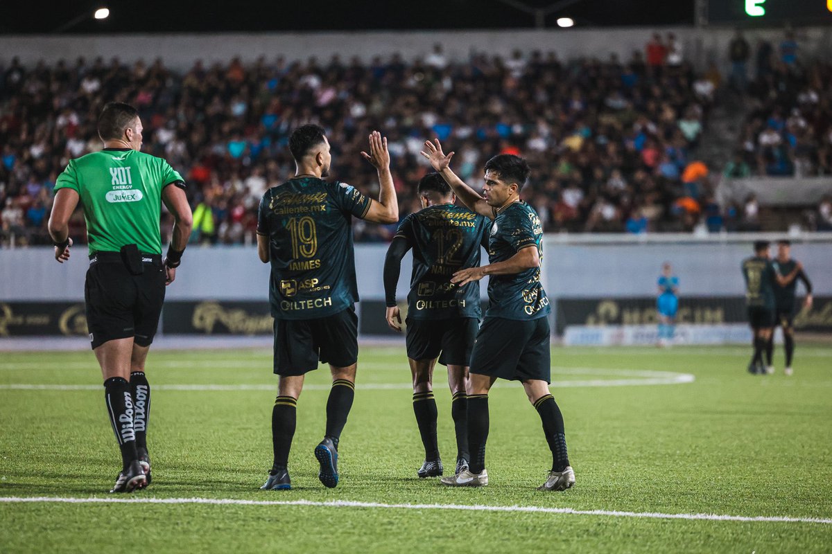 atleticolapaz's tweet photo. Doblete de Jaimes (No importa cuando lean esto) 😎

Segundo gol, segundo doblete consecutivo de Ulises Jaimes y esto se pone cada vez mejor 🔥

Que festejo y que gol Uli 👏🏻

¡VAMOS LA PAAAAAAZ!

#PorLaPalom1lla https://t.co/nl7agKQcIG