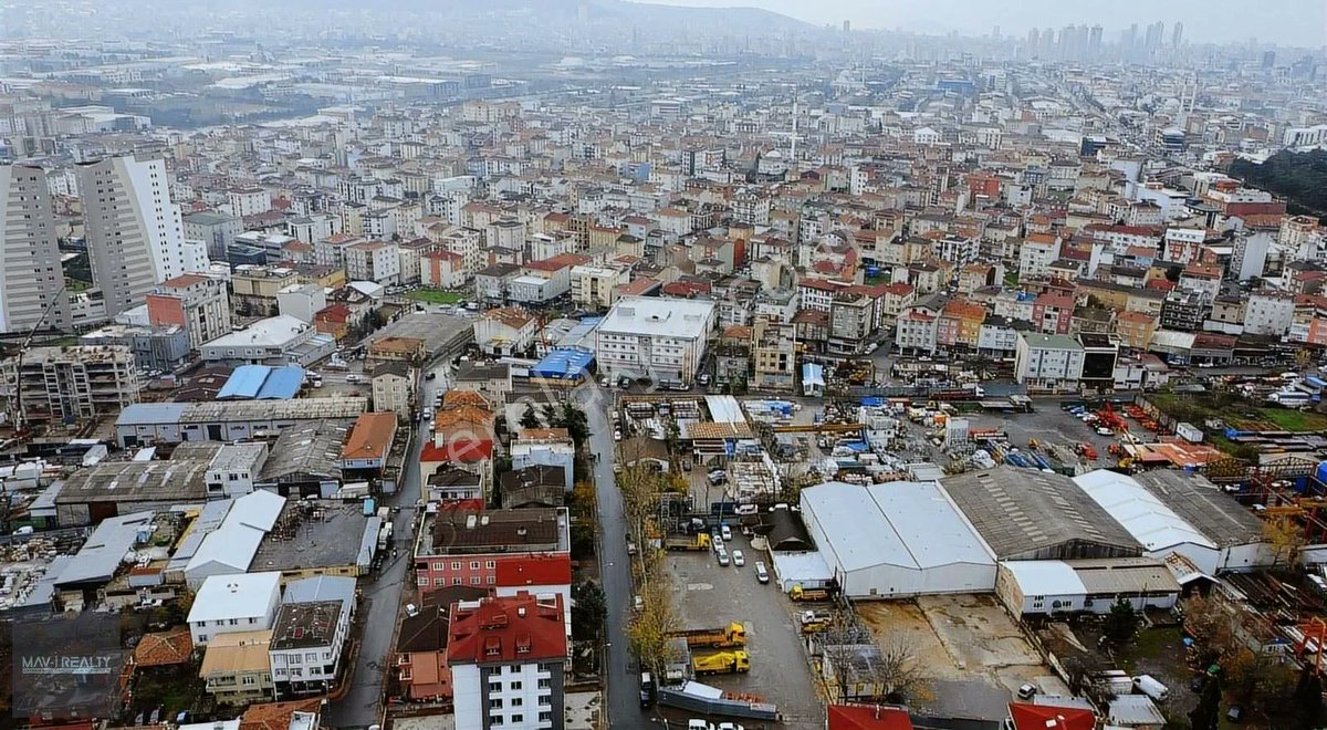 Özgün Türk mimarisiyle hepimizi büyüleyen, Turistlerin gözdesi Ümraniye Yukarı Dudullu semtimiz.

Medeniyetimiz göz kamaştırıyor.