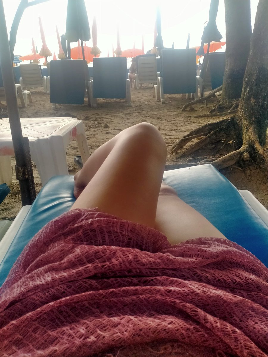 annnasa35's tweet photo. ลมหนองคายพัดมา  "หาดป่าตอง" 🤣
พัดไกลไปหน่อย ขออนุญาตเข้าพื้นที่ค๊า https://t.co/ZLJJMybIkO