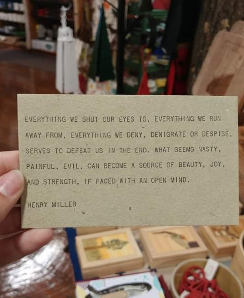 Jen Caruthers (@jenmye0n) on Twitter photo 