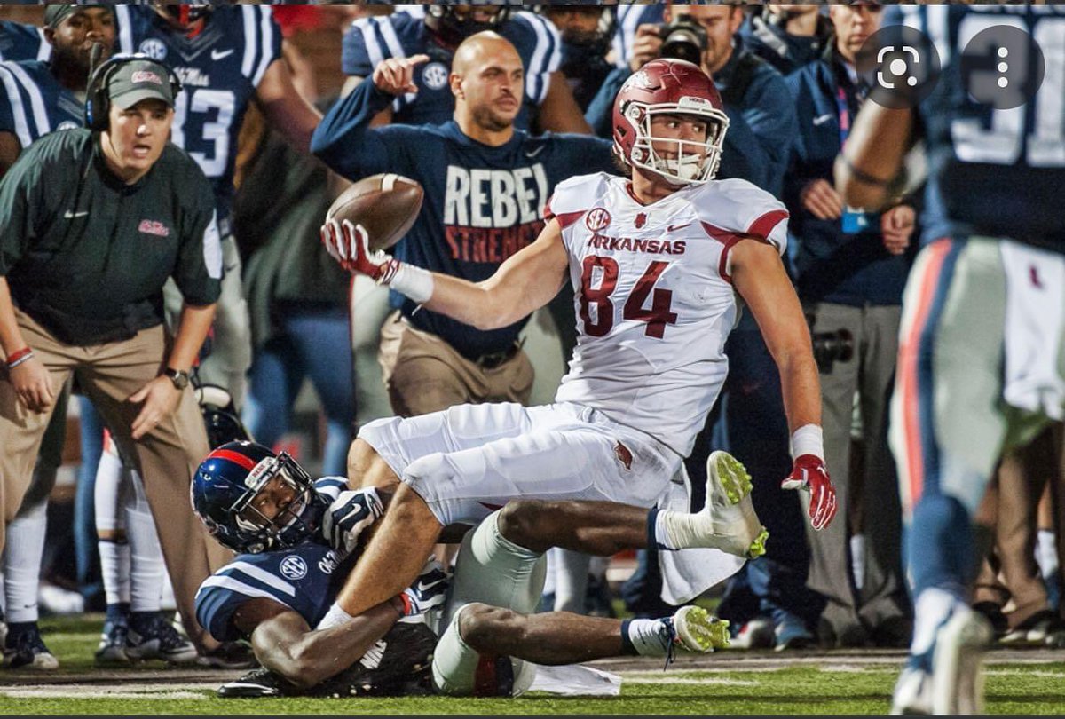 MosesMosley's tweet photo. Happy 4th &amp; 25 Day to all who observe it. #WooDamnPig https://t.co/qoLMrQmmsa