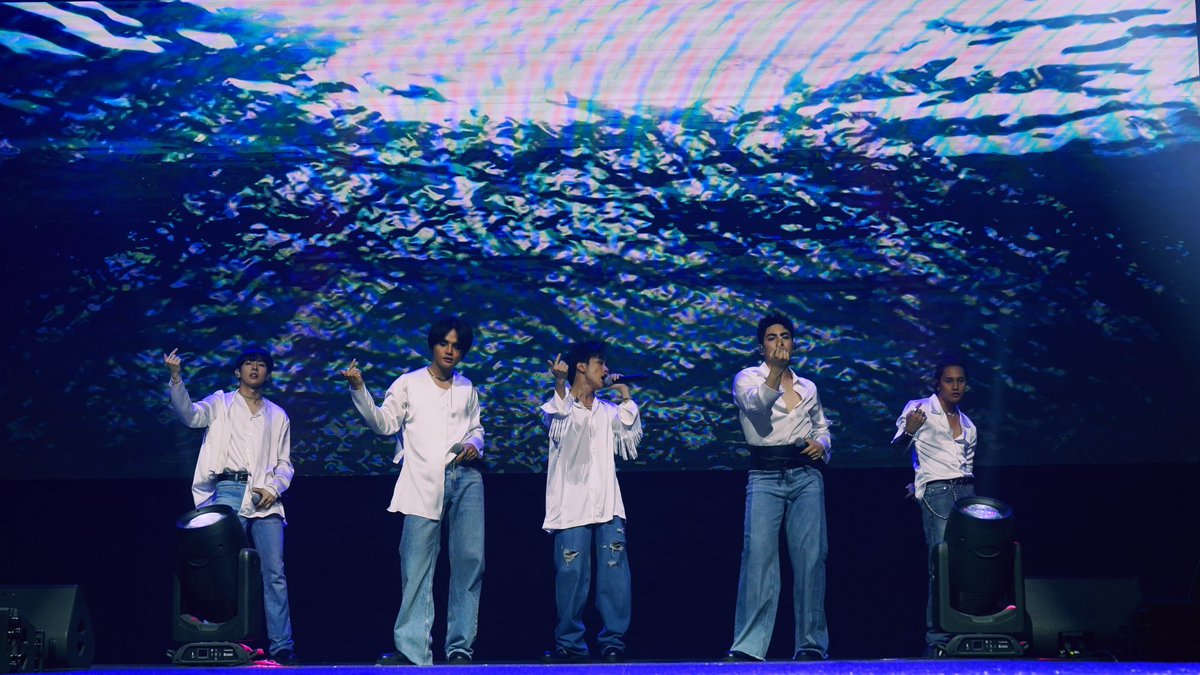 PAGTATAG! World Tour Dubai has finally happened, and it was worth every moment.🥹🫶 Your unwavering support means the world! Shukran jazilan, Dubai! 💙

 Next stop: Japan!

#SB19 #PAGTATAG #SB19PAGTATAG
#PAGTATAGWorldTourDubai 
#PAGTATAGWorldTourAsia