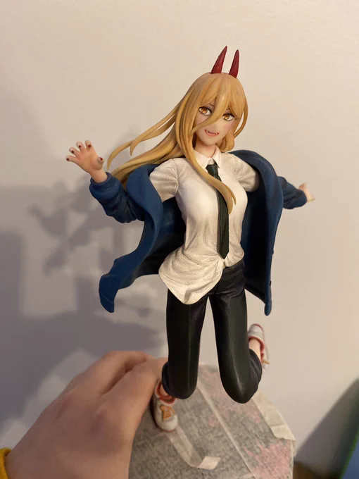 I got into repainting figures recently!!Here's a before -> after of a Power figure I did 