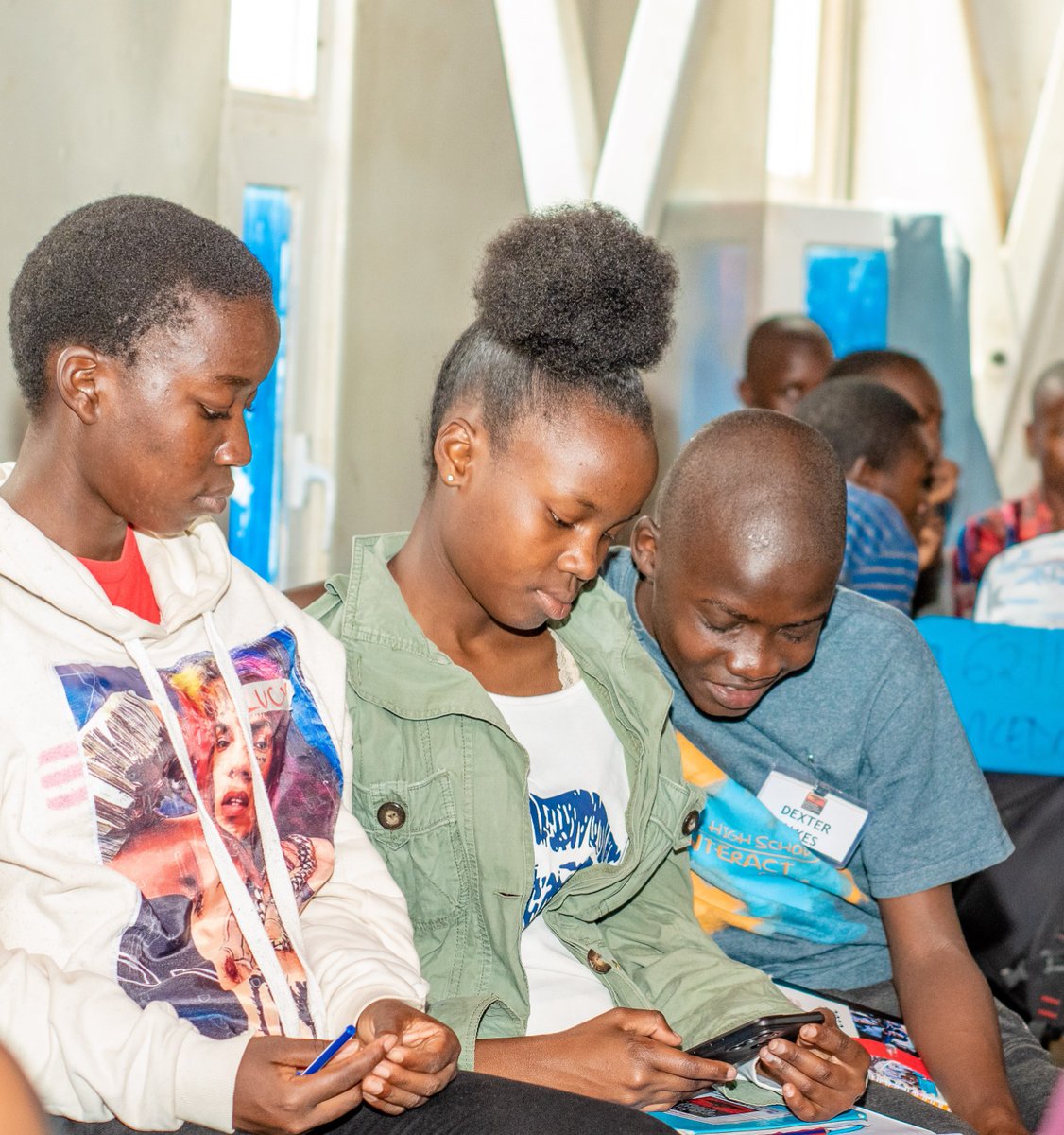 CMETrust's tweet photo. Women have less access to #tech - shutting them off from work &amp; education opportunities.

For our female scholars to thrive in STEM, @CMETrust is exposing them to inspirational women in leadership positions &amp; breaking down barriers that hinder progress. 

#GirlsInICT #WezeshaKike https://t.co/0lMmk32scr