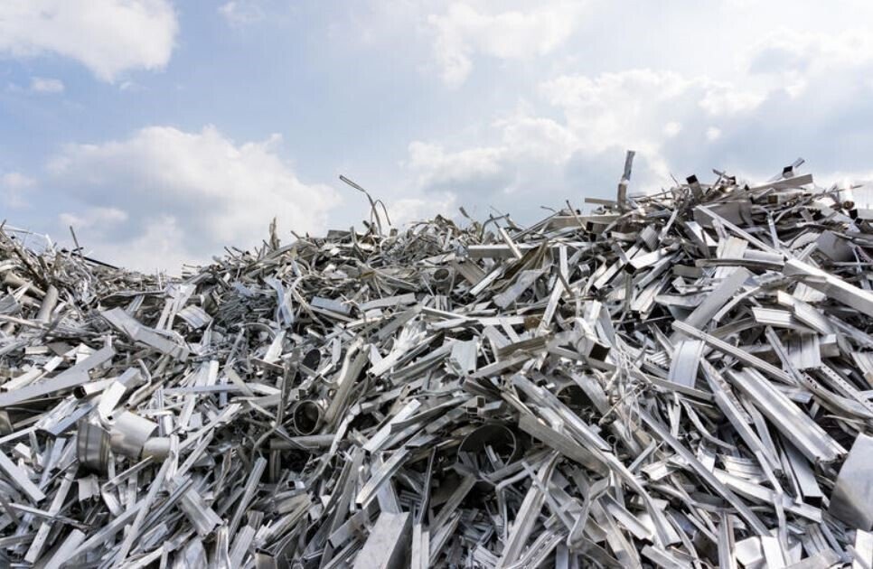 India's imported aluminium scrap market saw a notable uptick, buoyed by the positive trajectory of LME futures prices. alcircle.com/news/indias-im… #lmeprice #aluminium #aluminiumscrap #aluminiummarket #indianaluminium